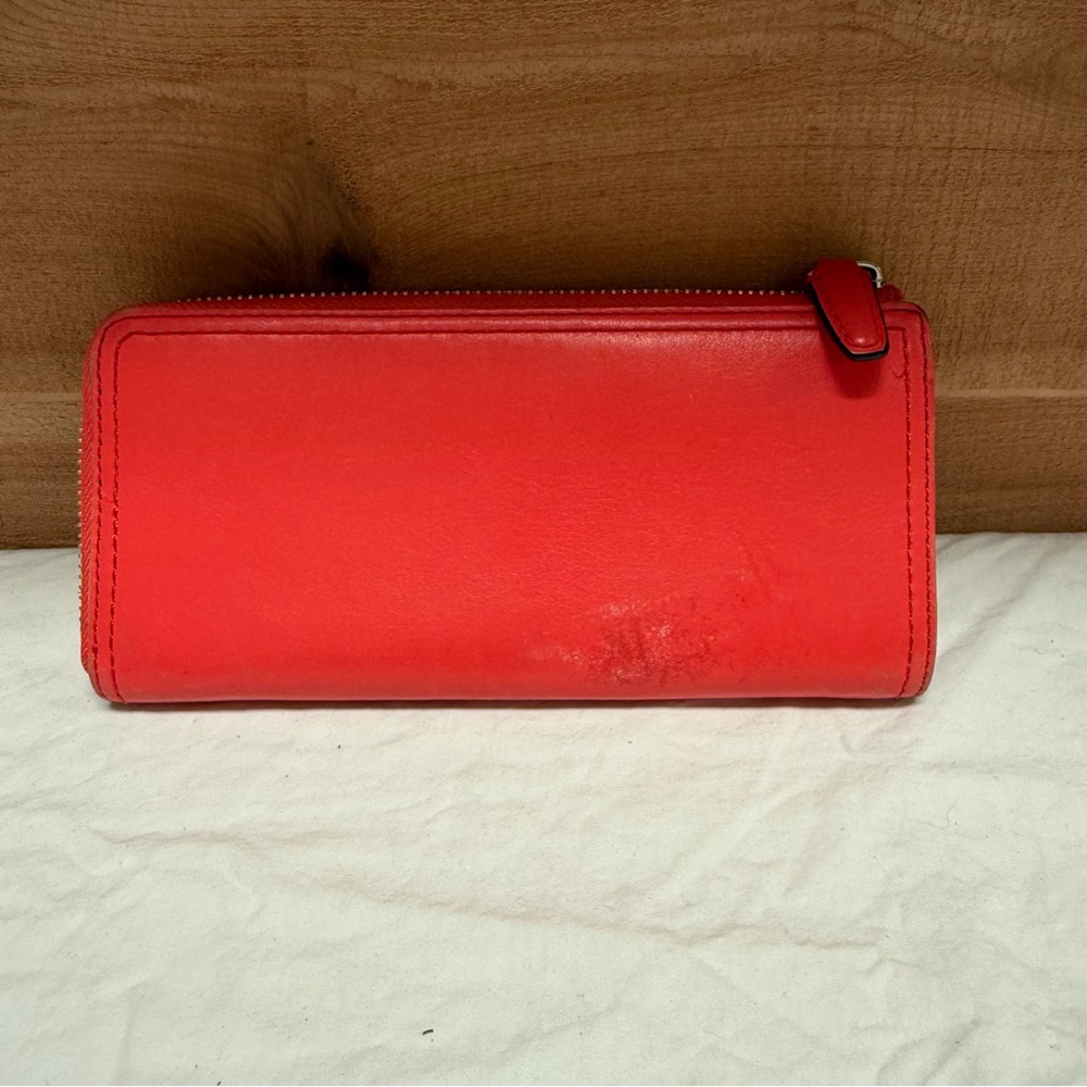 Coach Scarlet Leather Zip Wallet - Picture 2 of 4